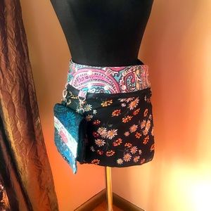 Zand Amsterdam reversible skirt with pouch